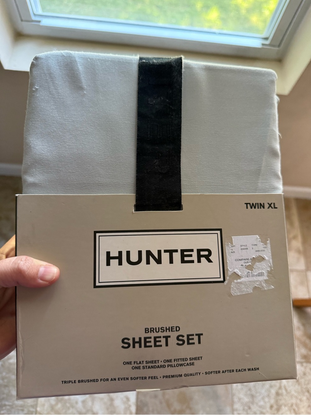Twin XL Hunter sheets nwt